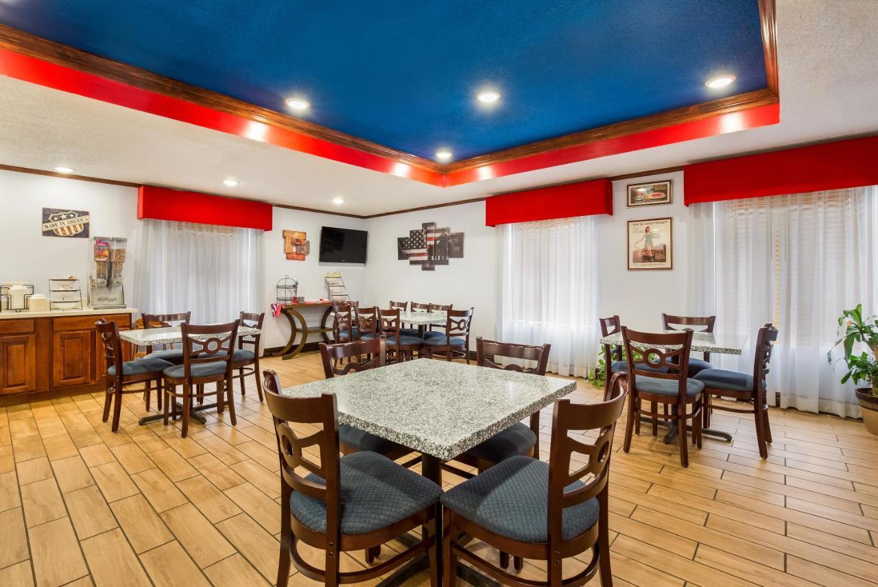 Hometown Inn Thomasville Экстерьер фото